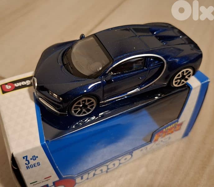 Bburago 1:43 scale  model cars 8