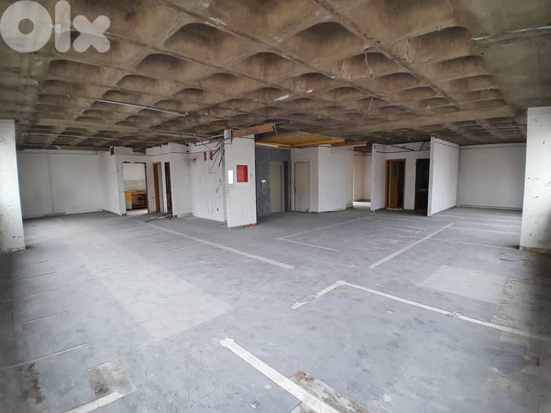 Office for Sale – Gemmayze مكتب للبيع - الجميزة 0