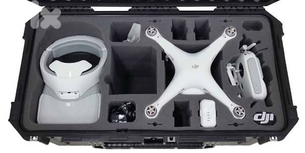 dji phantom 4 drone with dji goggles
