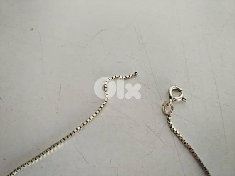 Silver necklace (broken) - Not Negotiable 1