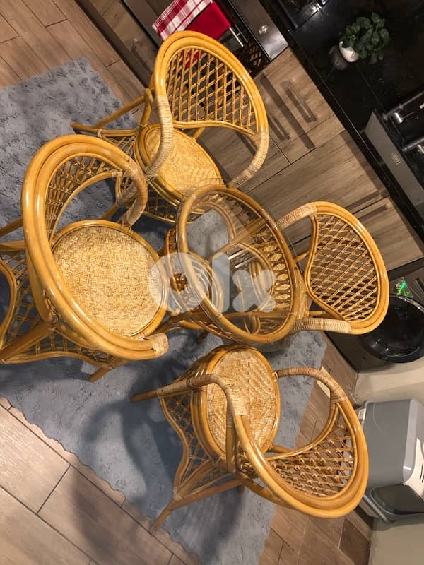 bamboo set in excellent condition. 350$ 2