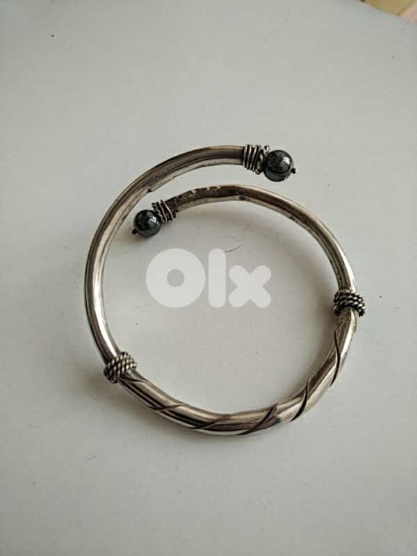 Old stylish silver bracelet - Not Negotiable 4
