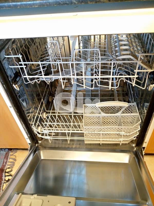 refrigerator , oven , dishwasher and freezer for sale 7