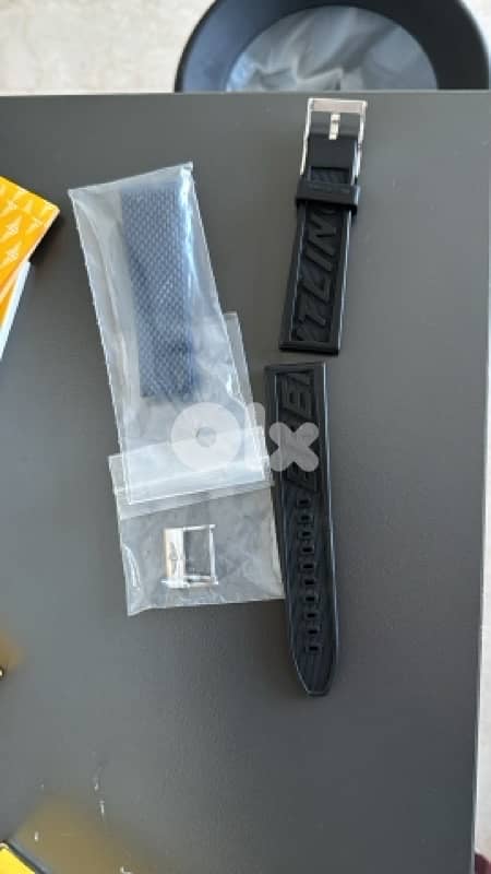 Authentic Breitling Super Avenger 1