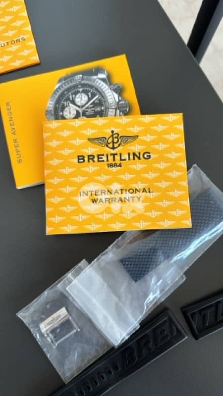 Authentic Breitling Super Avenger 4