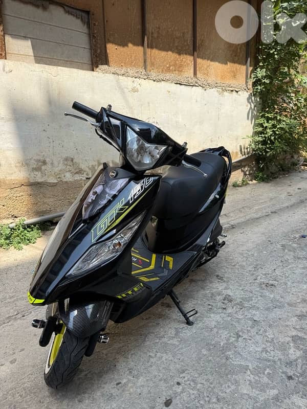 دراجة نارية للبيع بداعي السفر 2