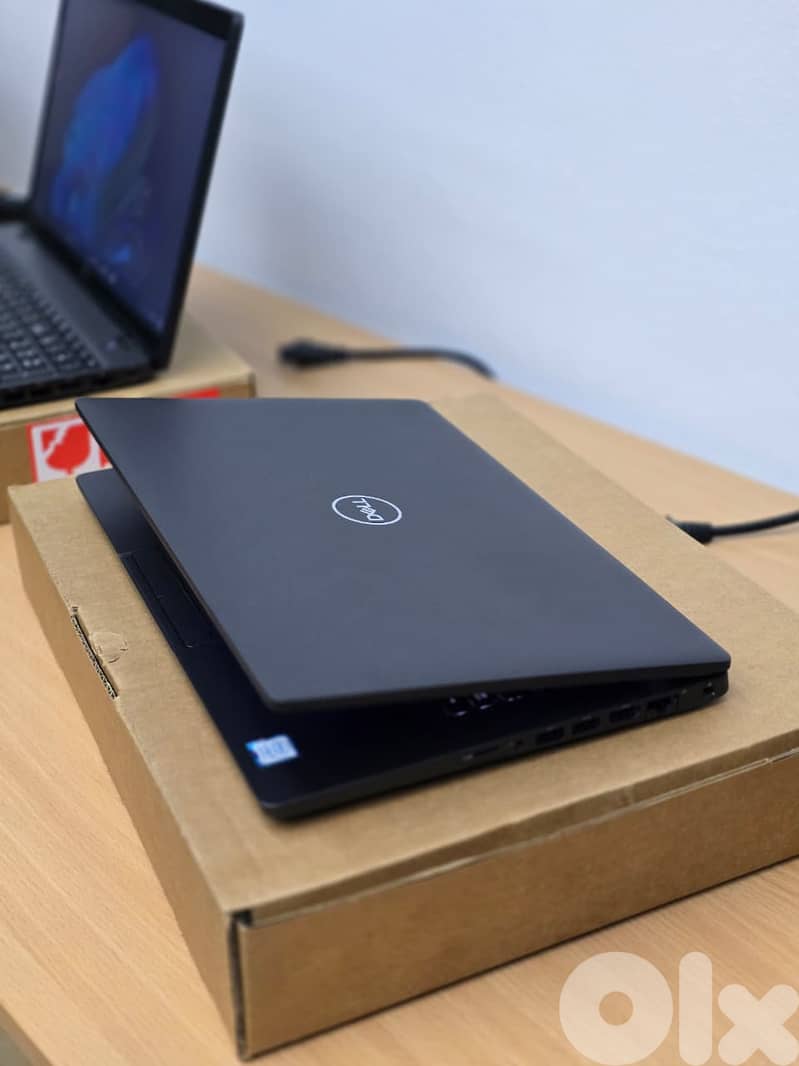 Laptop DELL Latitude 5400 2