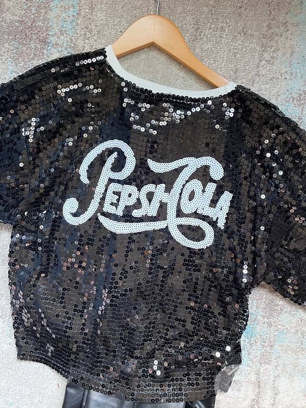 SEQUINED TOP NEVER WORN 2