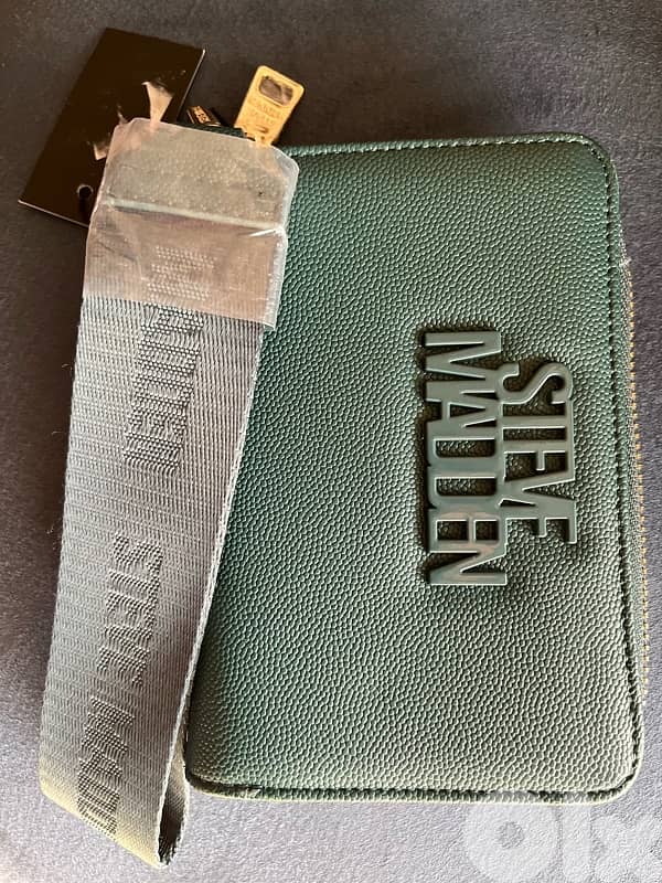 ORIGINAL STEVE MADDEN NEW wallet 4
