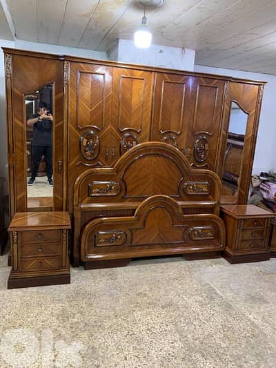 اوضة نوم خشب زان ولاتي كلا ملبسة قشر