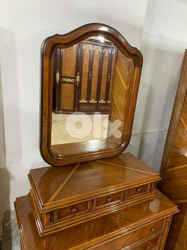 اوضة نوم خشب زان ولاتي كلا ملبسة قشر 7