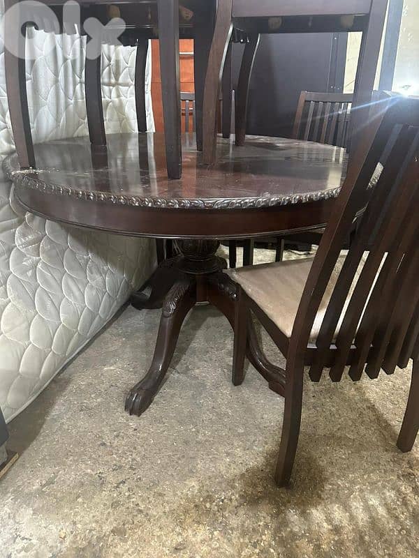 طاولة سفرة مبرومة خشب زان مع ست كراسي بتتكبر وبتتصغر 1