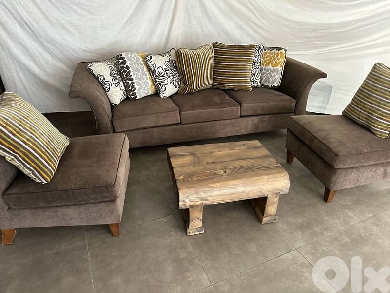 sofas + coffee table 0