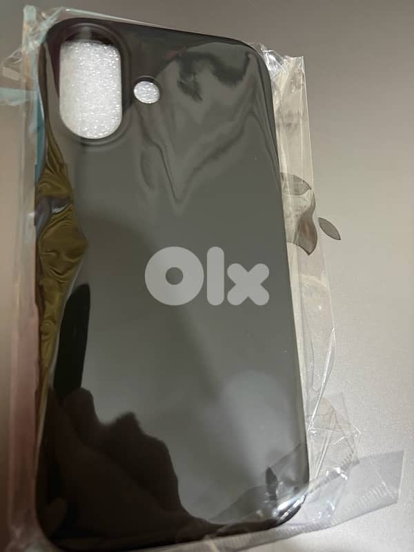 iPhone 17 Cover black - from Shein 1