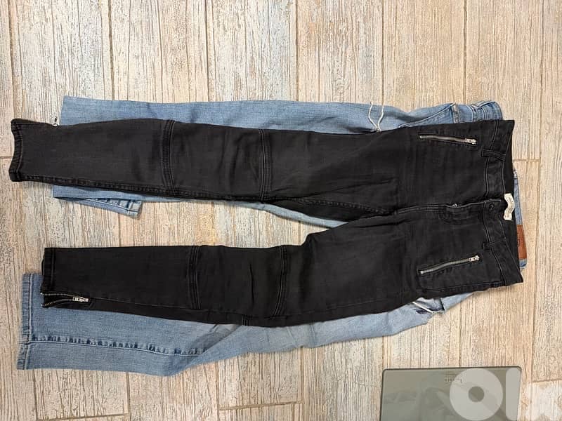 bundle of jeans and 1 skirt, used but good condition 2