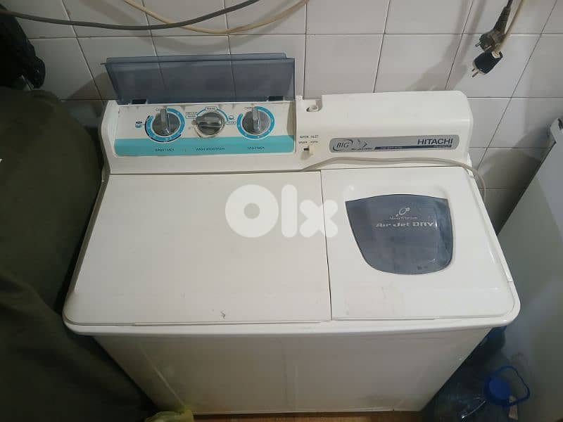 غسالة هيتاشي ٩ كيلو 1