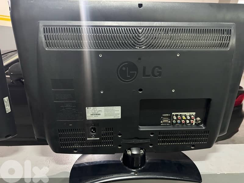 Two LG TVs 4