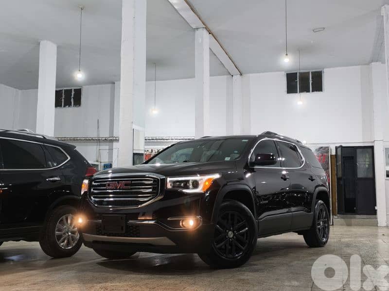 2017 GMC ACADIA SLT V6 AWD 0