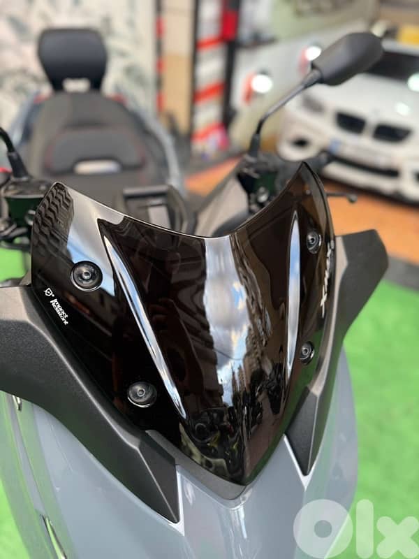 SP Yamaha X max special edition 300 cc 2