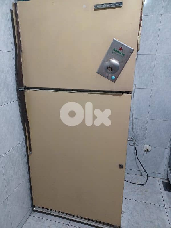 General Electric refrigerator 0