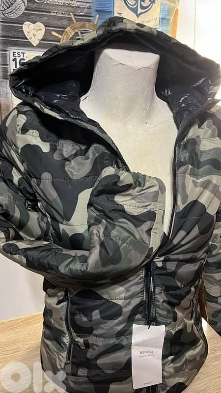 NEW BERSHKA BUFFER JACKET 1