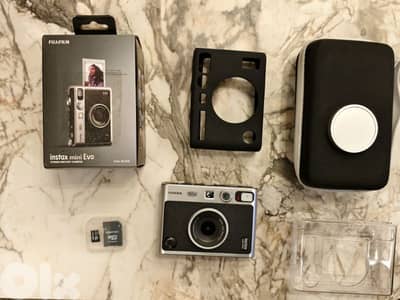 Fujimfilm Instax Mini Evo