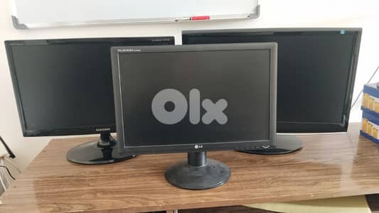 3 screens good condition