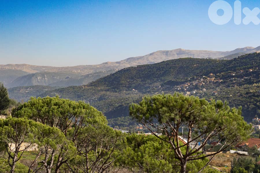 Development Land in Baabdat/Oyoun - أرض استثمارية مميزة في بعبدات–عيون 0