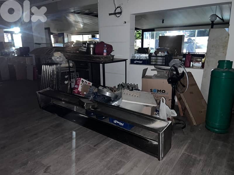 عدة فرن  ومطعم كاملة للبيع بسعر مغري 6