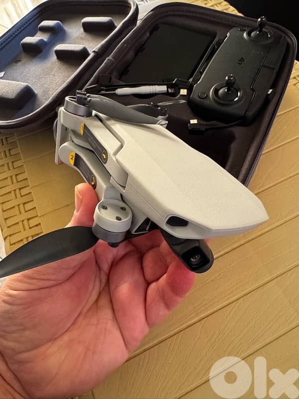 DJI Mavic Mini (2019) Fly More Combo - Excellent Condition 2