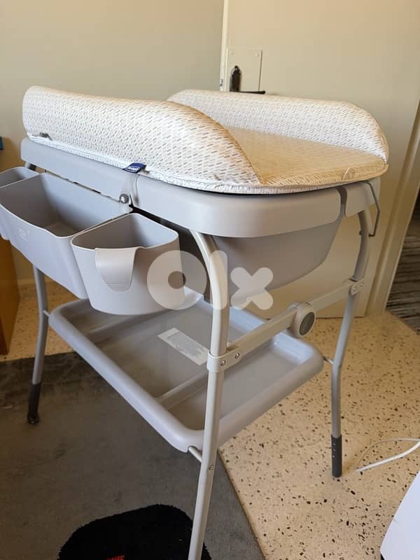 Chicco Baby Bath Changing Table 3