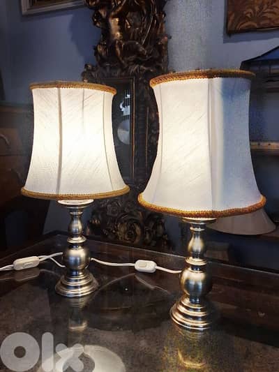 pair of english small lamps