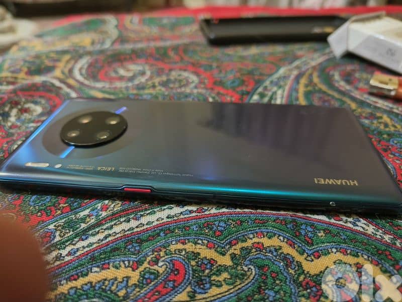HUAWEI Mate 30 Pro 5G 1