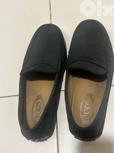 Tod's loafer dress shoe
