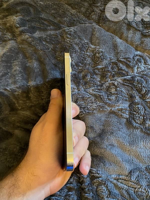 iphone 12 pro max 256 ktir ndif mafi mashekel m8ayra sheshe 3