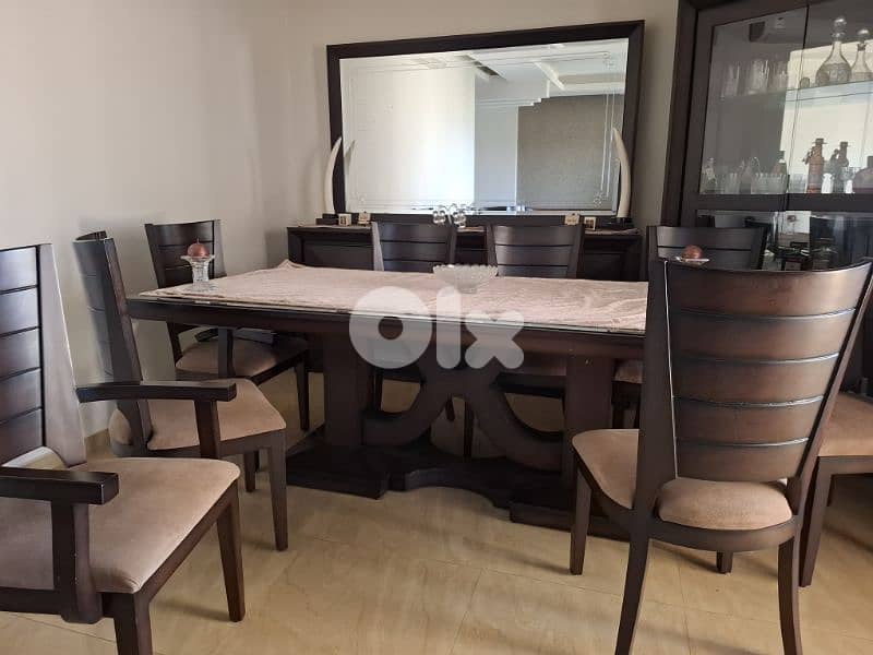 Full dining room almost new not used 0