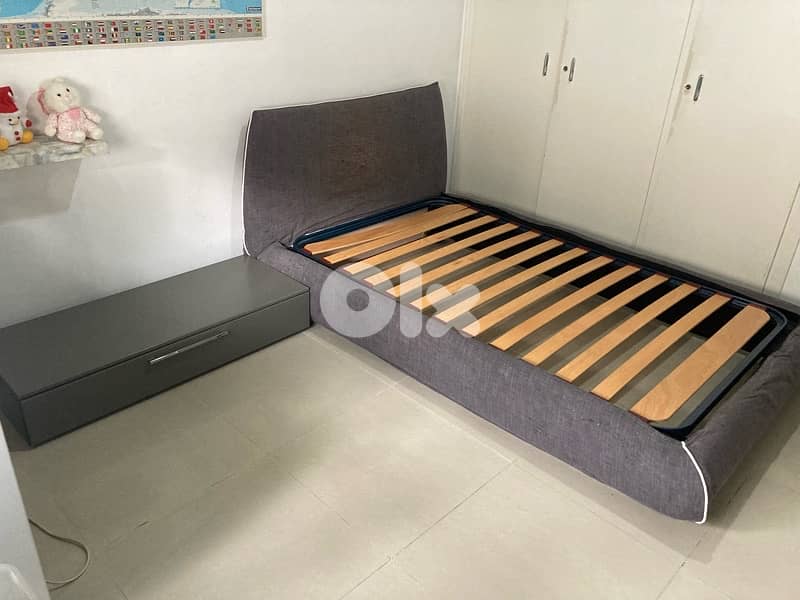 Bed + Commode 1