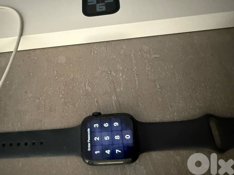 Apple Watch Se 44 mm Gen 2 very good conditions 1