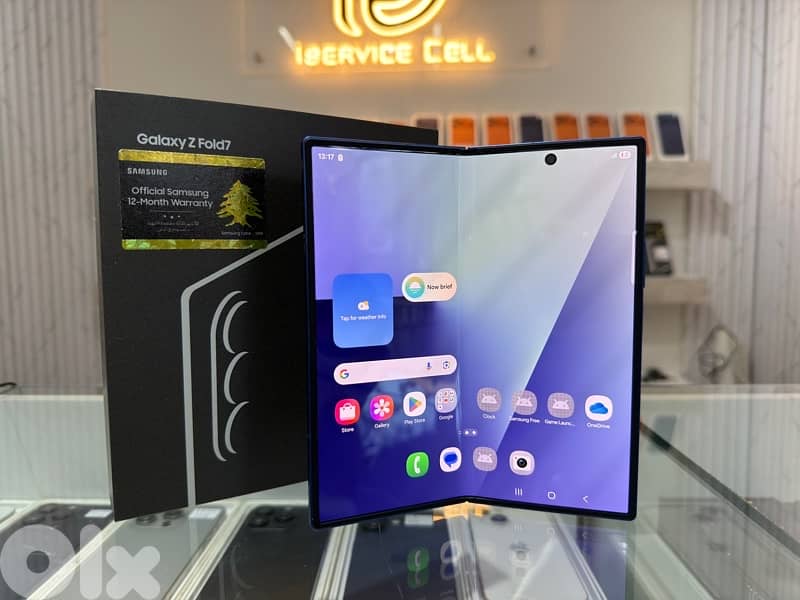 Samsung Z Fold 7 256Gb Like New: - BMS WARRANTY 1