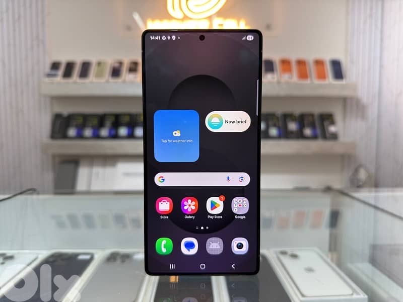 Samsung S25 Ultra 256Gb Like New: BMS WARRANTY - New Color (Jet Black) 1