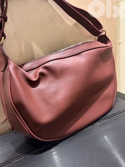 burgundi bag