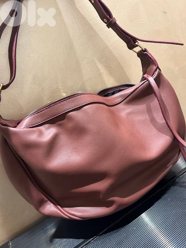 burgundi bag 1