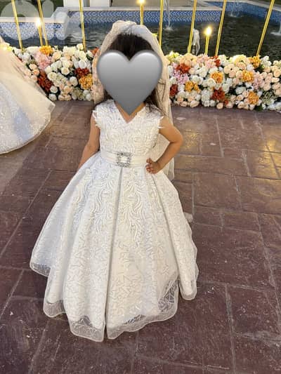 Girl's wedding dress - 5 & 6 years