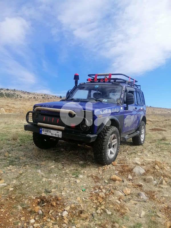 Lada Niva model 2000 0
