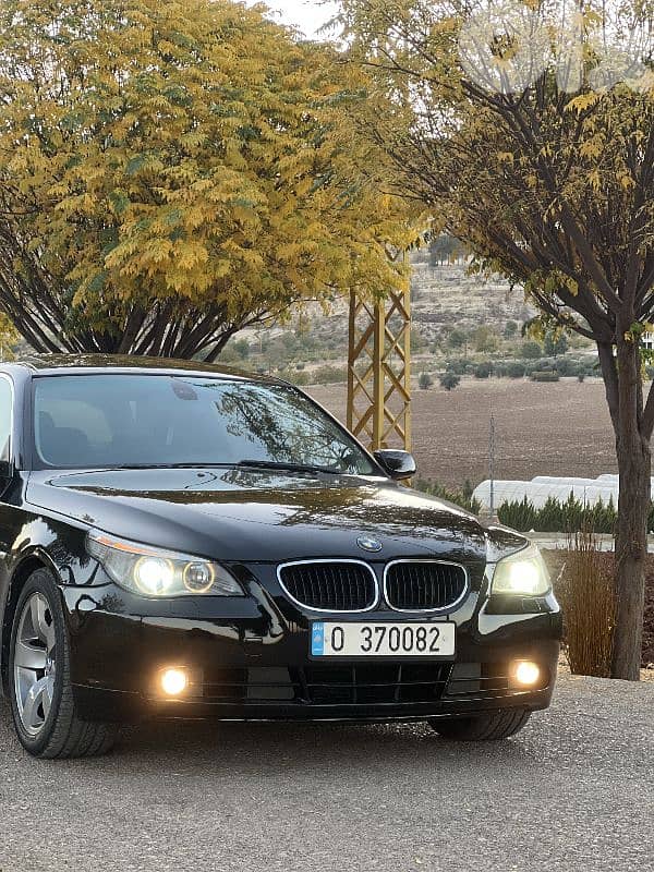 BMW M5 2005 0