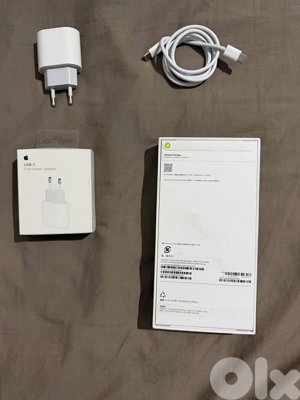 17 pro max 256gb Esim 3