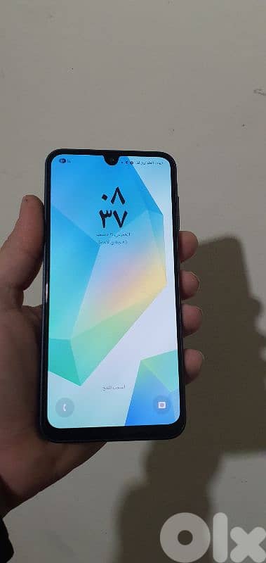a16 Samsung بحالة ممتازة بعدو جديد 0