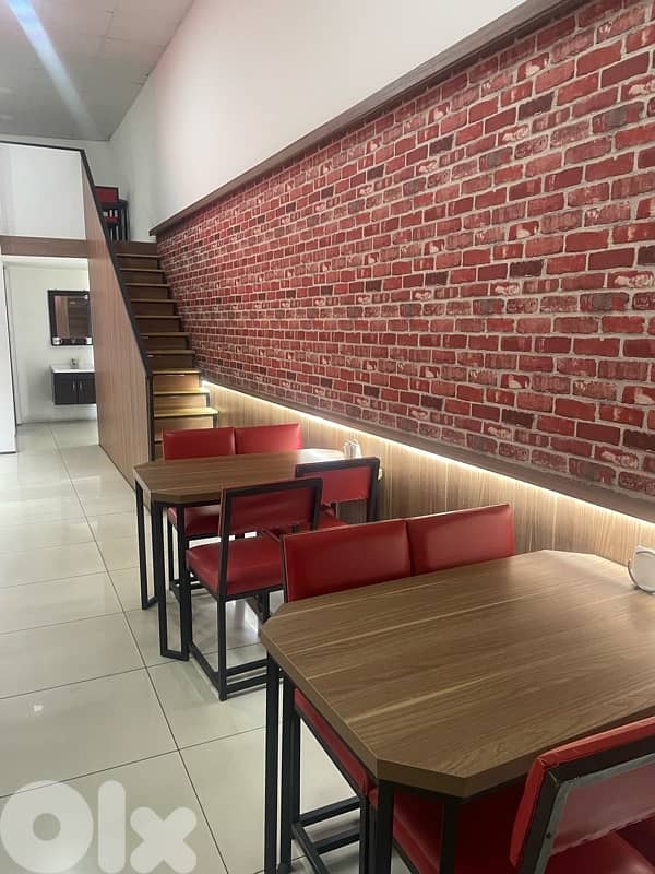 fully equiped restaurant for sale ( with all the decoration ) 2