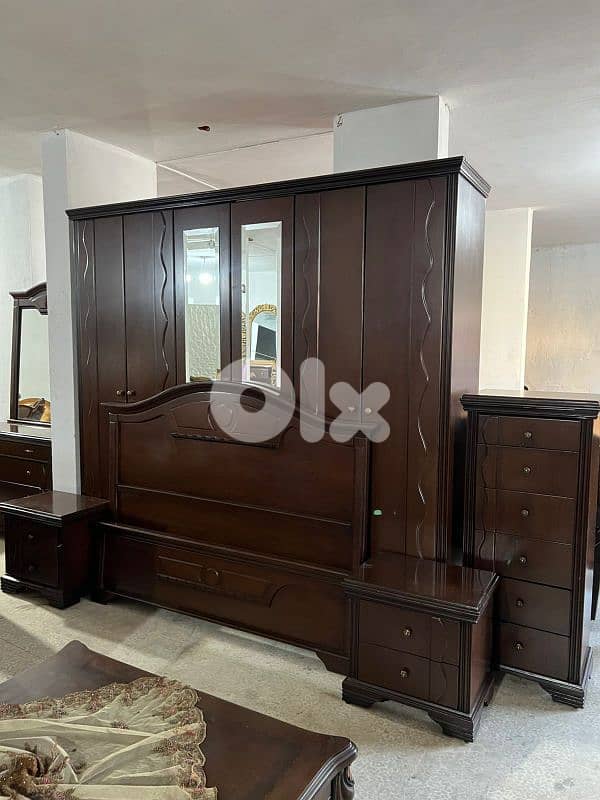 اوضة نوم شغل توصاية خشب زان ولاتي ملبسة قشر 1