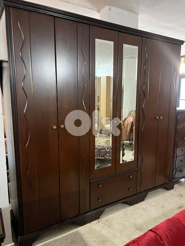 اوضة نوم شغل توصاية خشب زان ولاتي ملبسة قشر 4